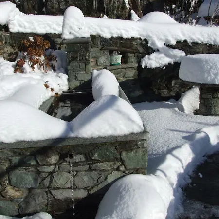 Le Rocher Semesterbostad Châtillon